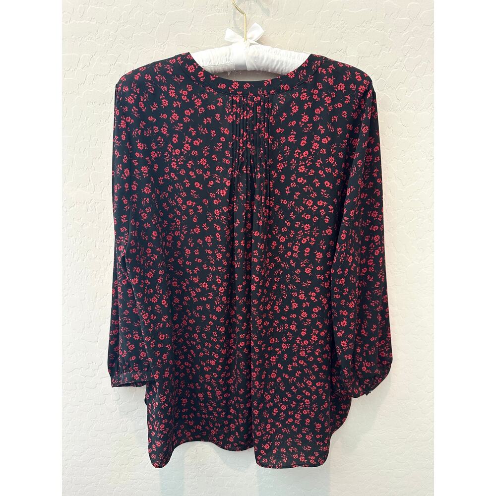NYDJ Black Red Floral Split Neck Blouse 3/4 Sleeve Pleated Top Office Large - Picture 5 of 7
